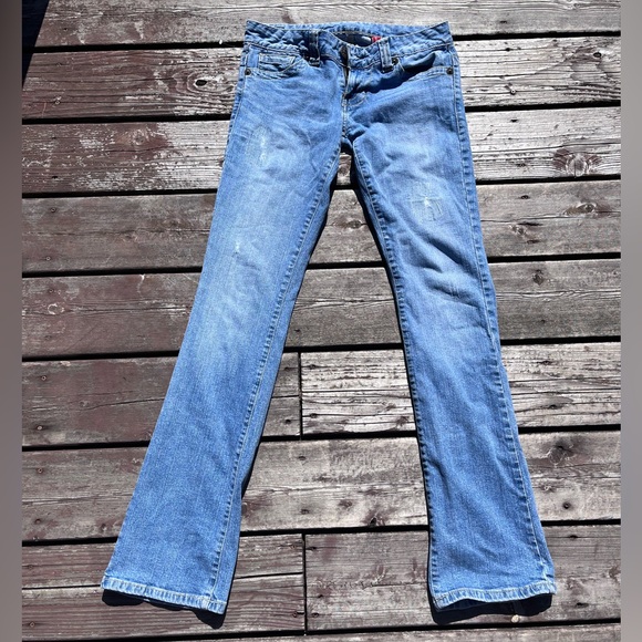 Y2K Guess Low-Rise Flared Jeans - Picture 2 of 7